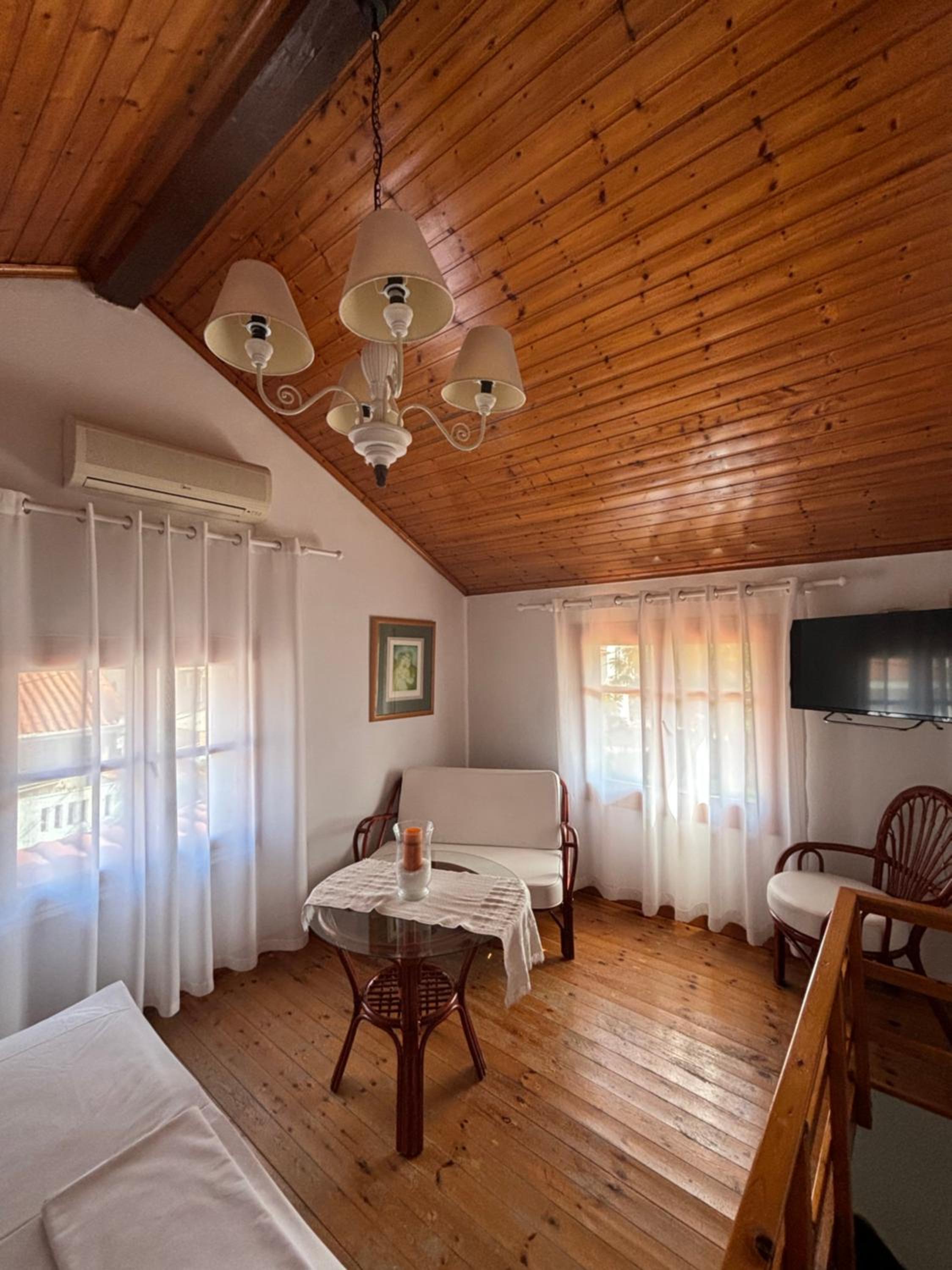 Marias Apartments