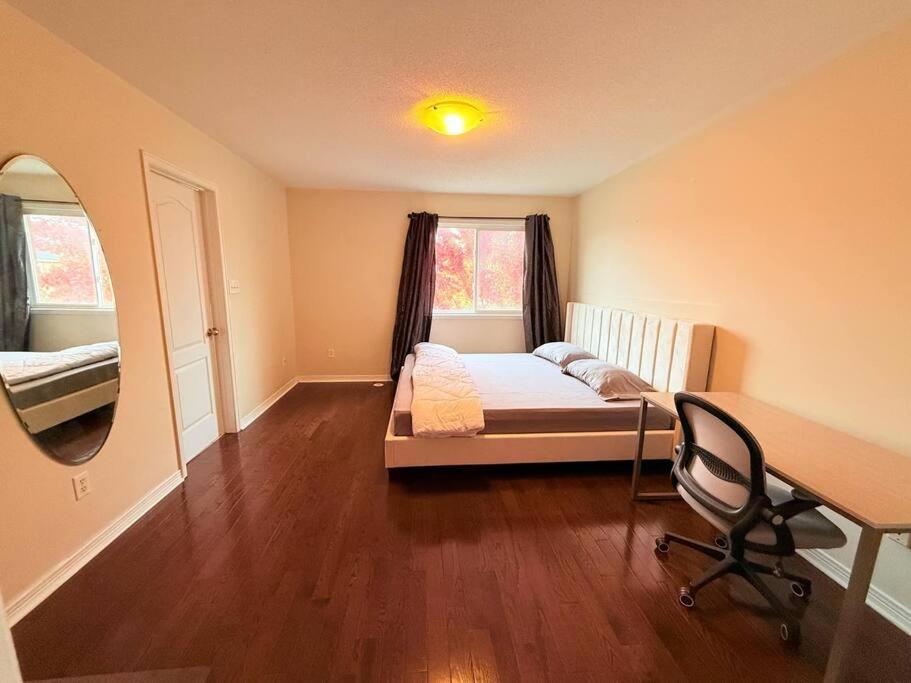 Cozy house in Toronto Central