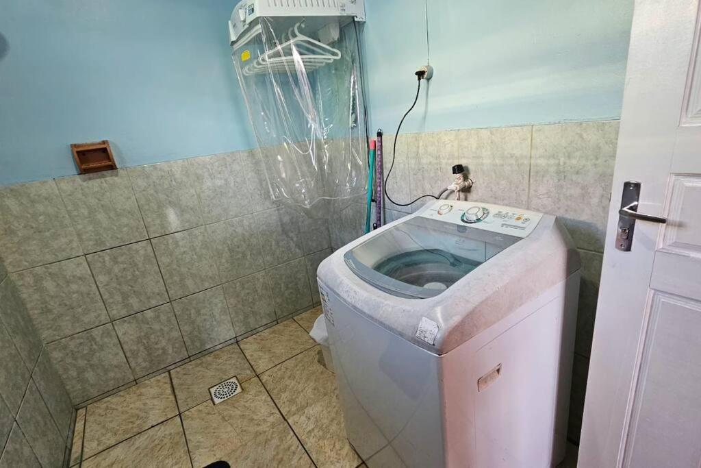 Casa Confortável com Fogão a Lenha e Churrasqueira
