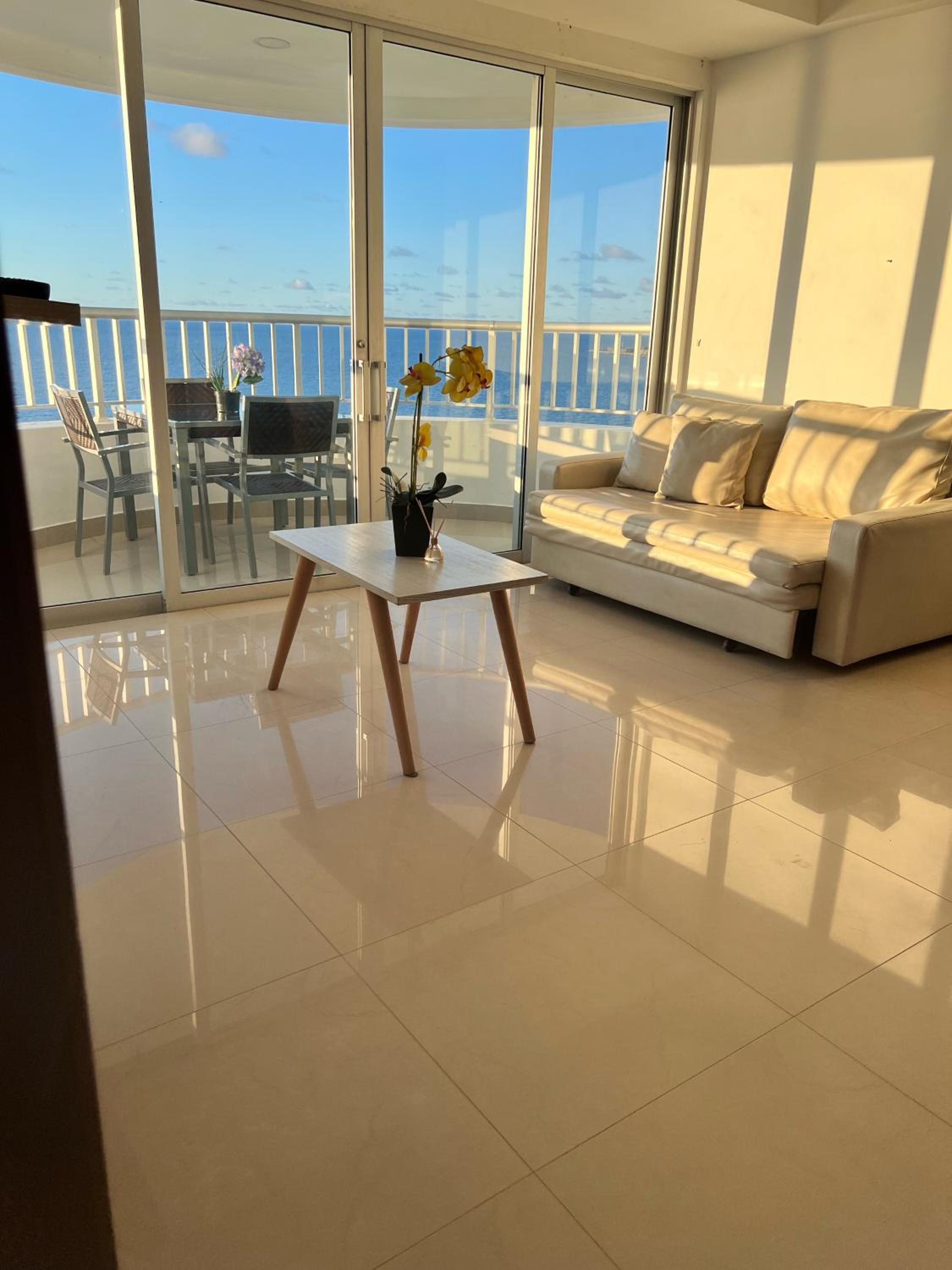 Apartmento con vista al mar, Palmeto
