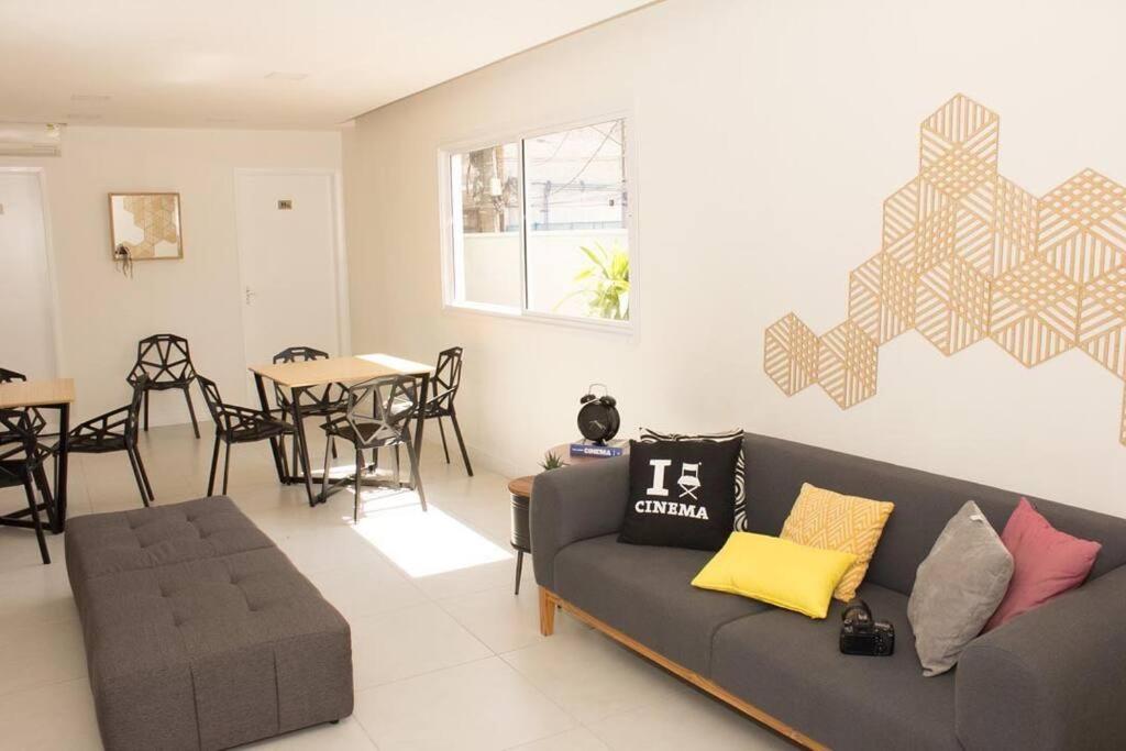 AP BOHO 1010 Brás - Piscina Aquecida, WiFi, Academia, Cama Casal box e colchão extra solteiro
