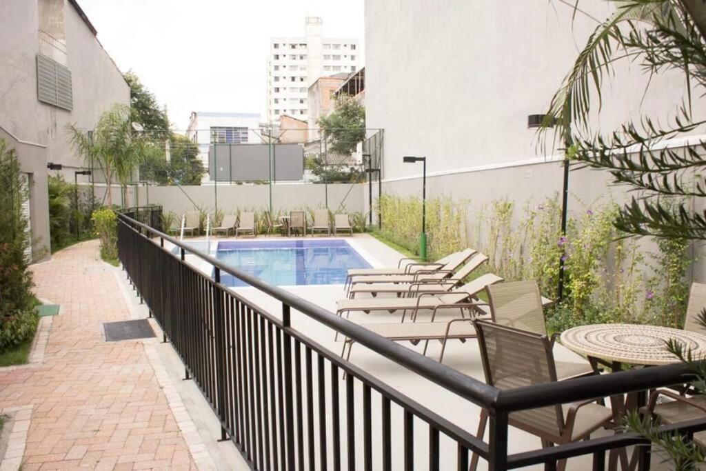 AP BOHO 1010 Brás - Piscina Aquecida, WiFi, Academia, Cama Casal box e colchão extra solteiro