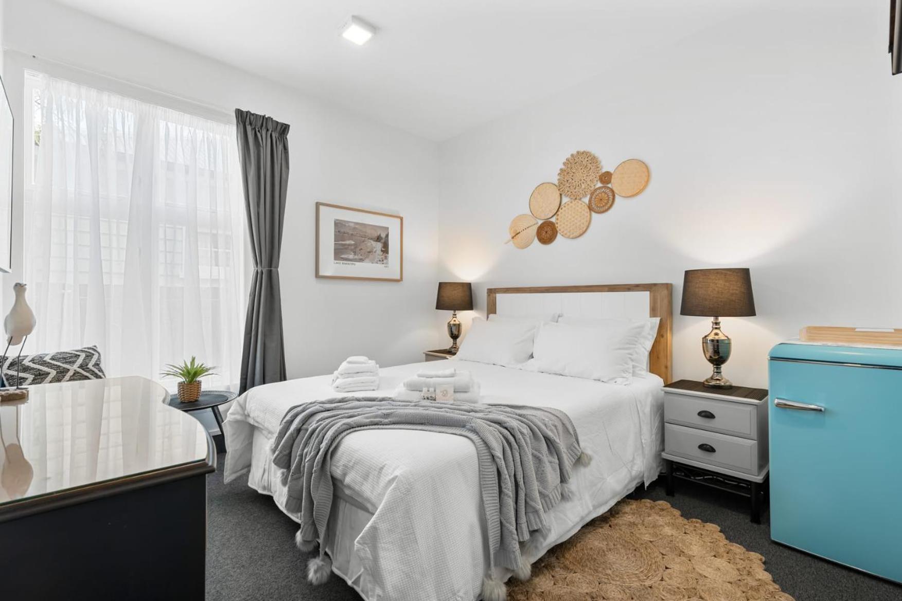 The Ultimate Villa In Central City Christchurch - Sleeps Up To 33-Guests view 5