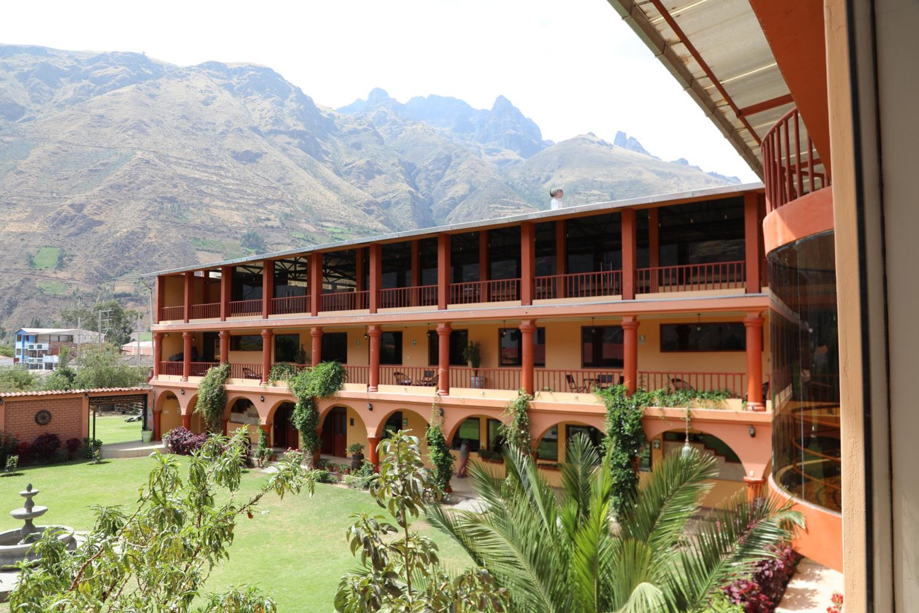 QASANA HOTEL Plaza Calca