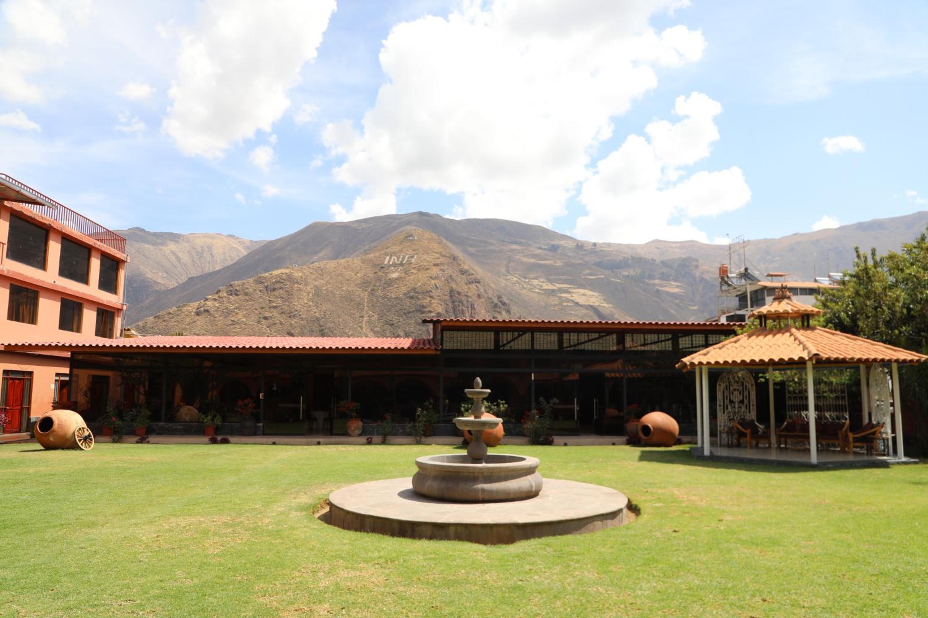 QASANA HOTEL Plaza Calca