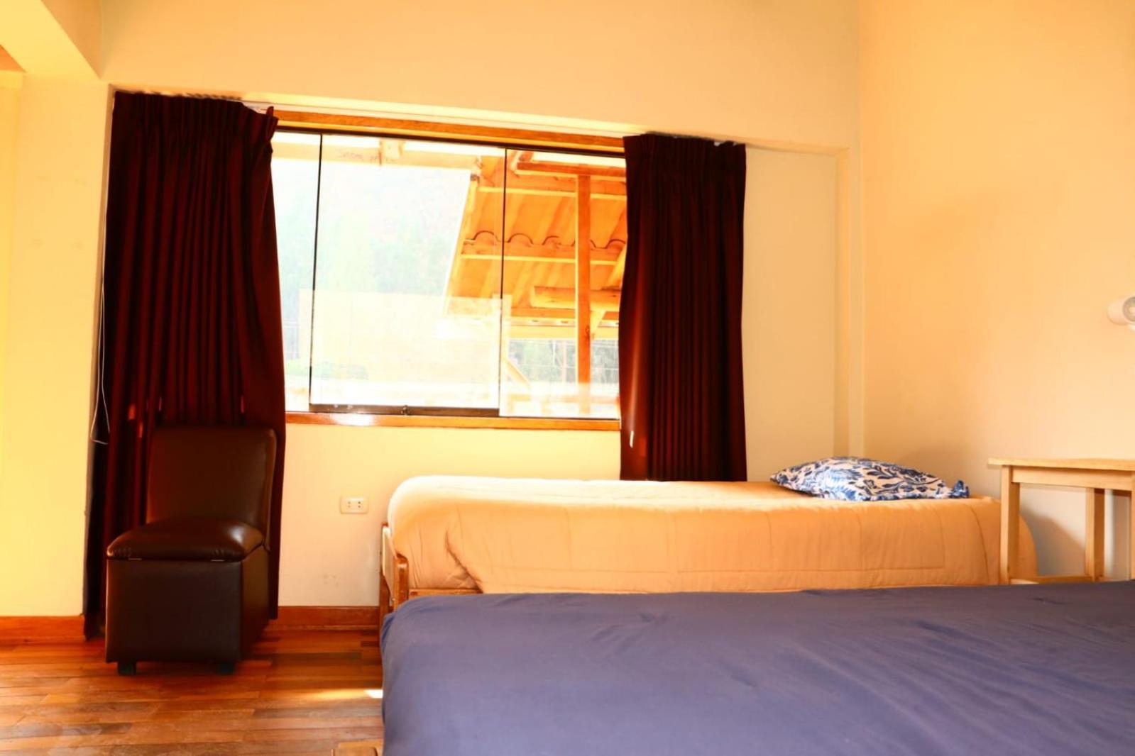 Full Moon Eco Lodge