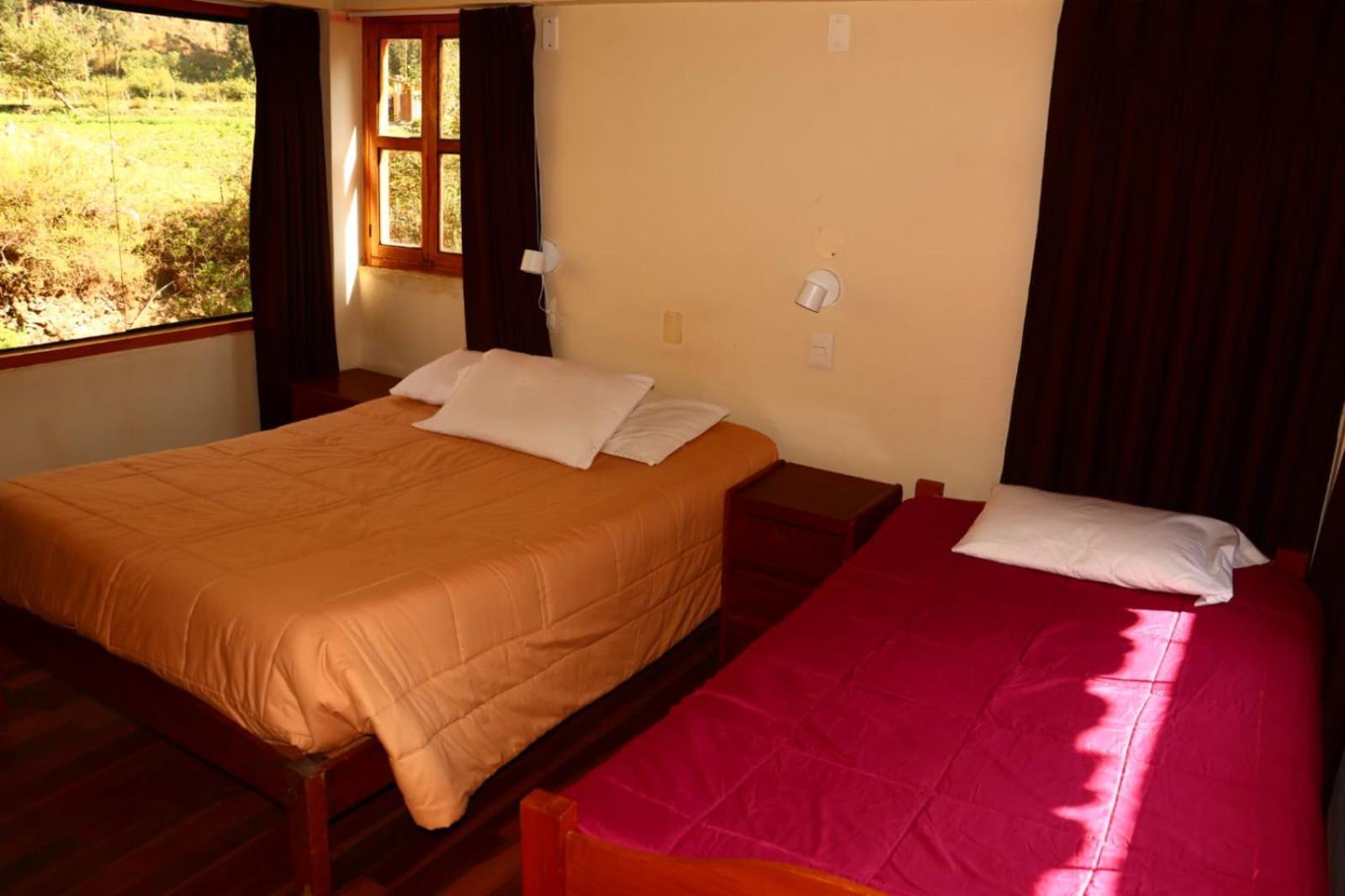Full Moon Eco Lodge
