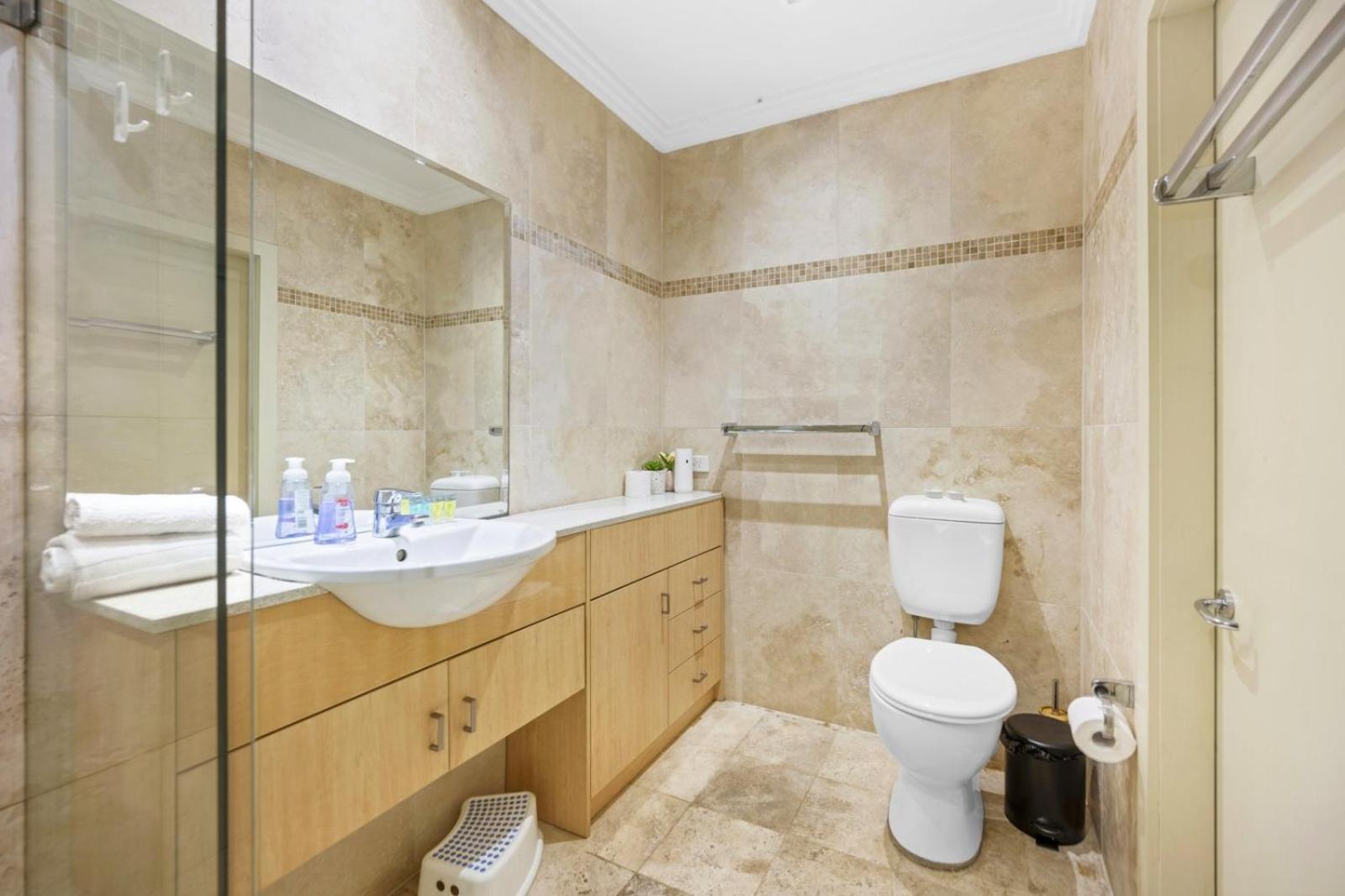 Family 3BR 2-level Home at Central Chatswood