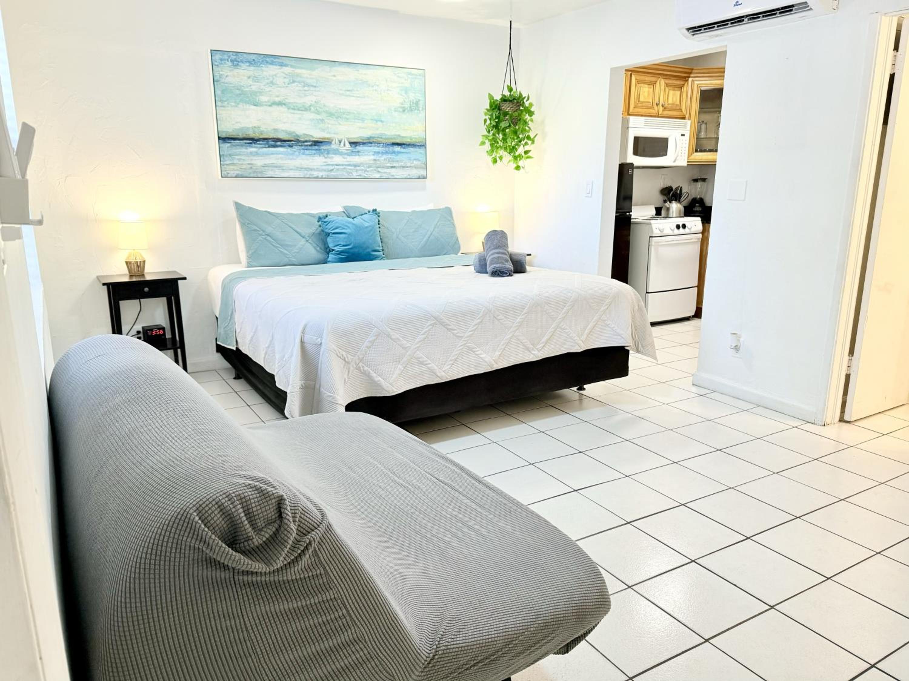 Southwinds Inn by The Gold Nests