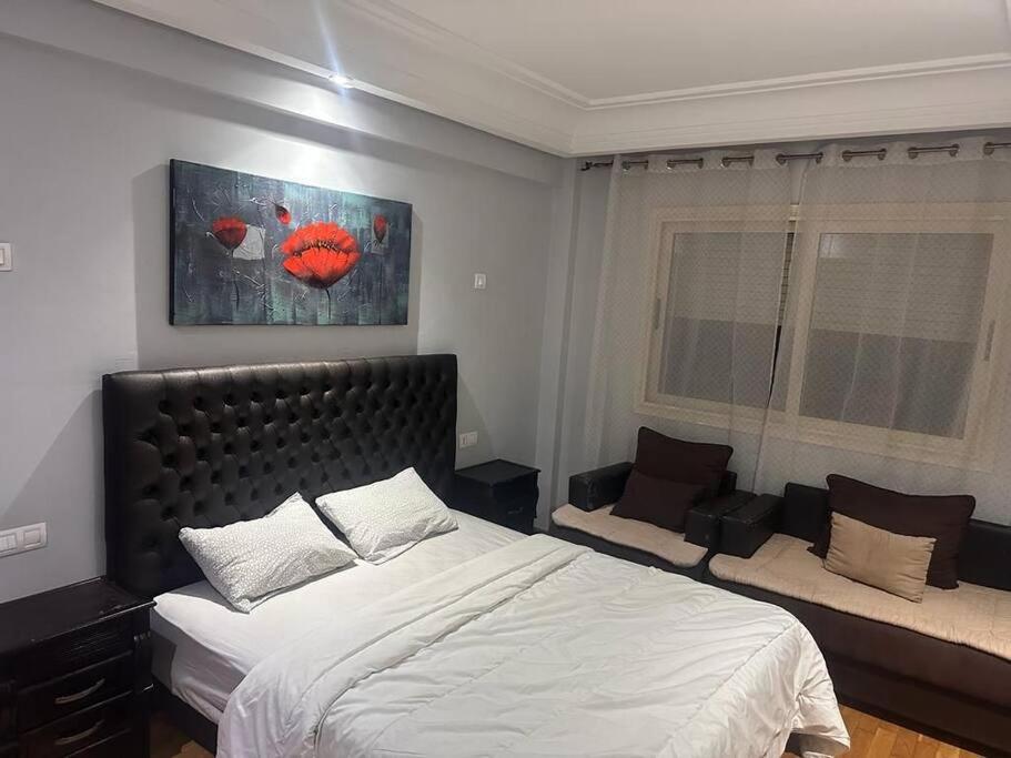 un bel appartement à côté de la corniche view 3