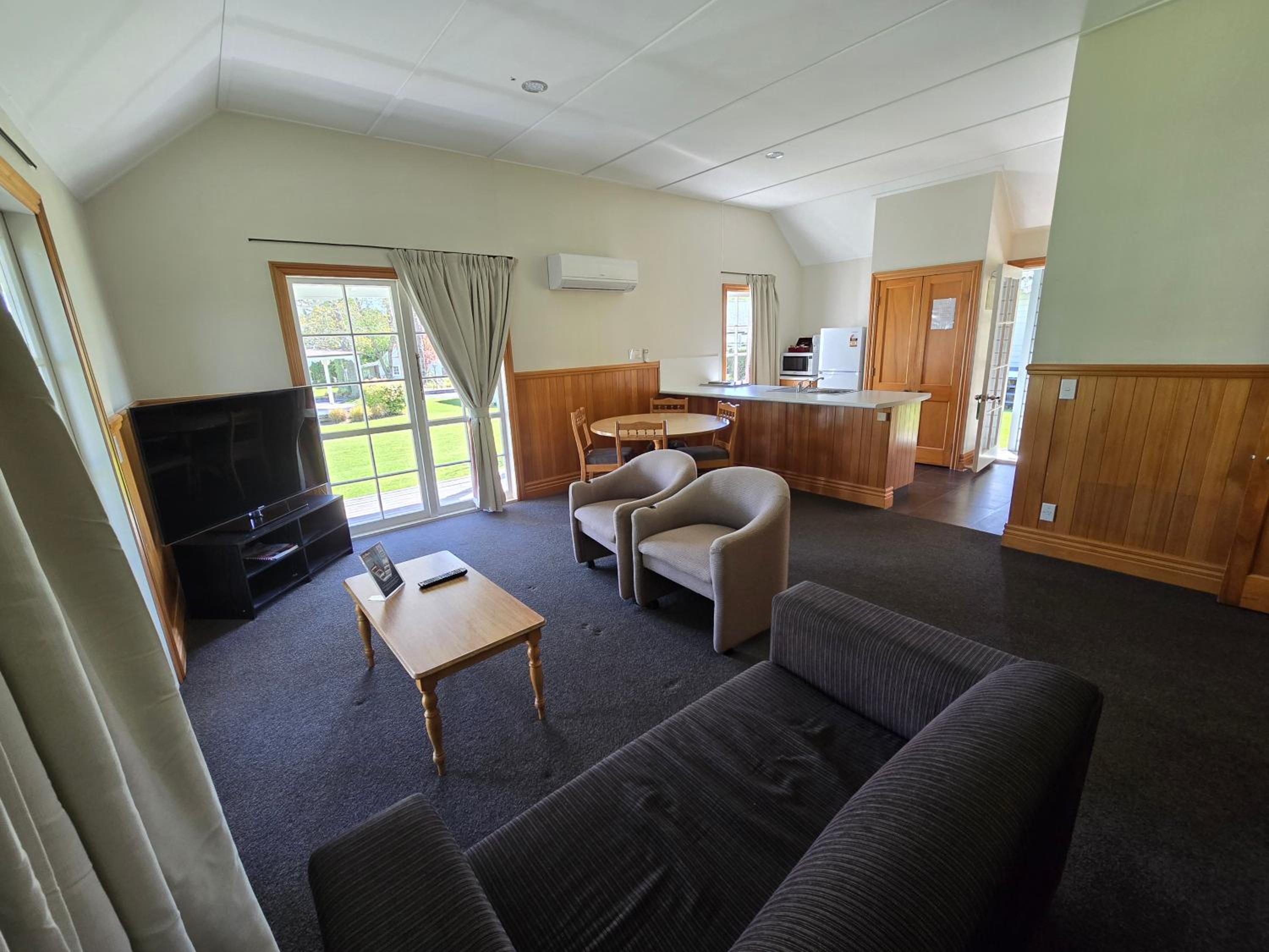 Huka Falls Resort