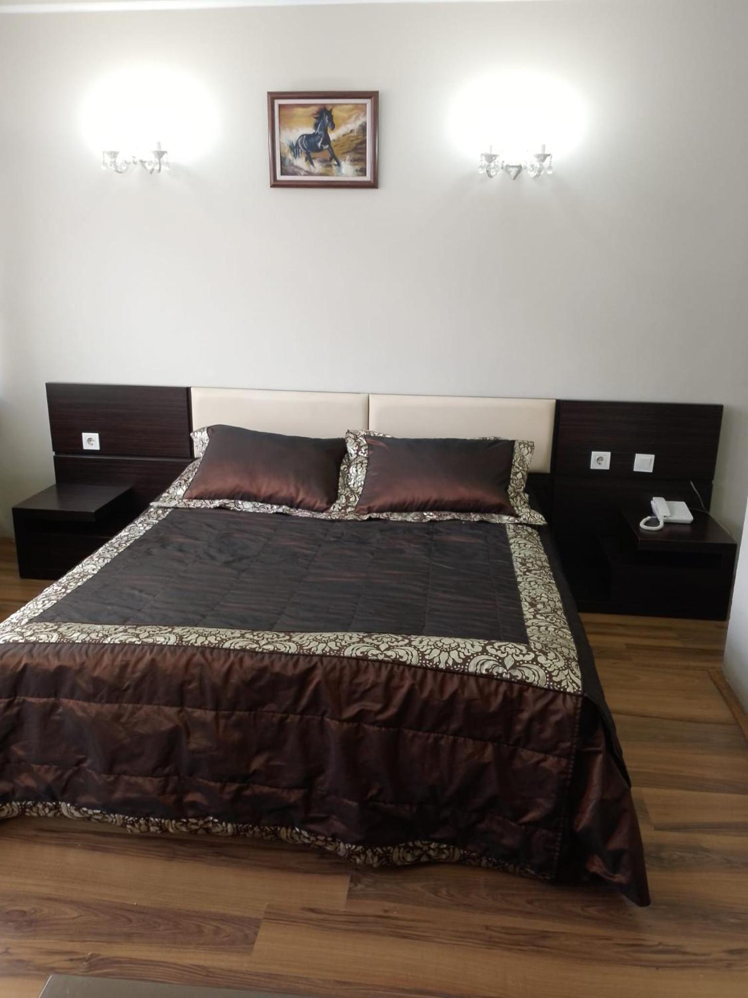 Tac Hotel - Image 46