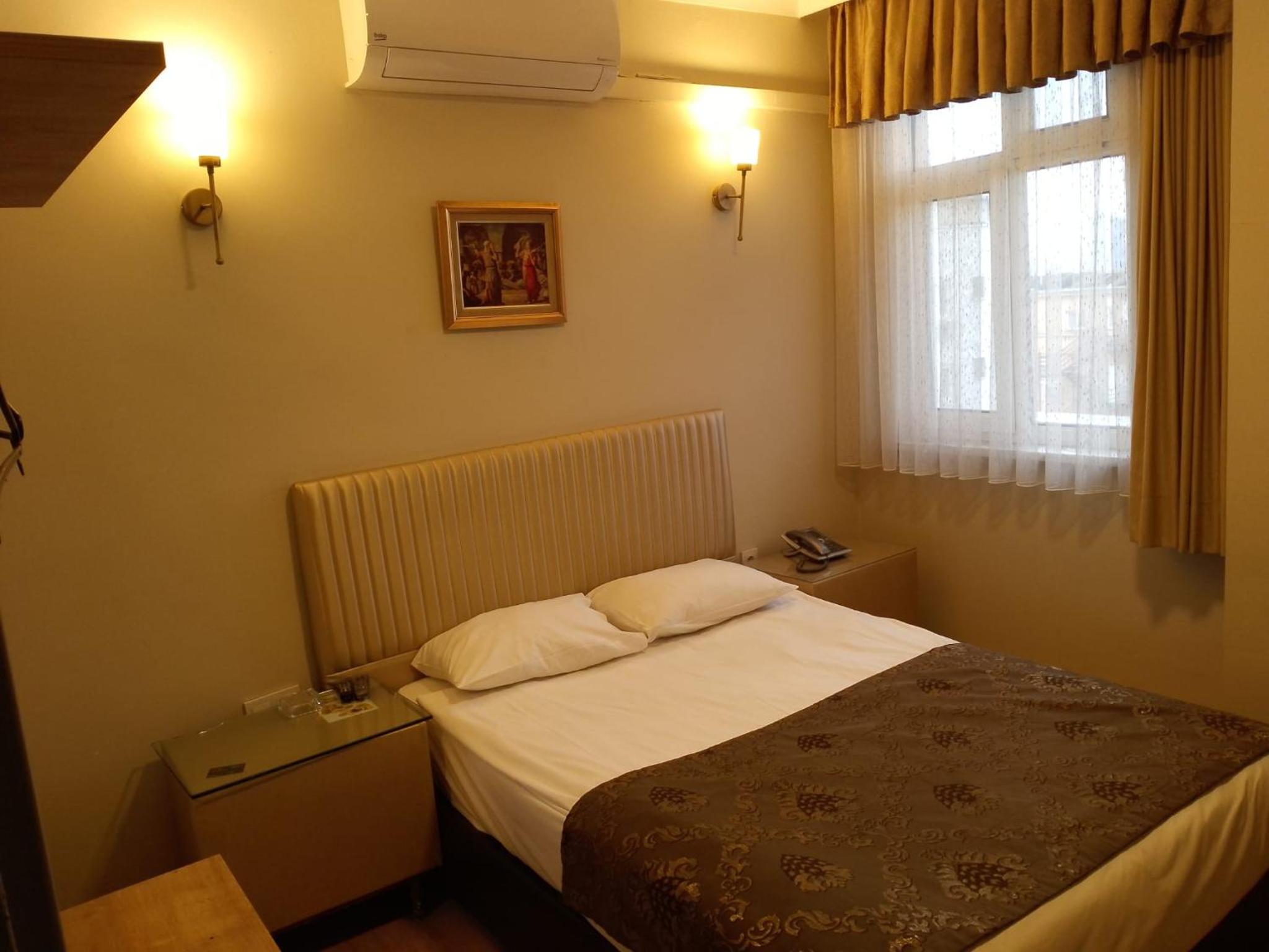 Tac Hotel - Image 37