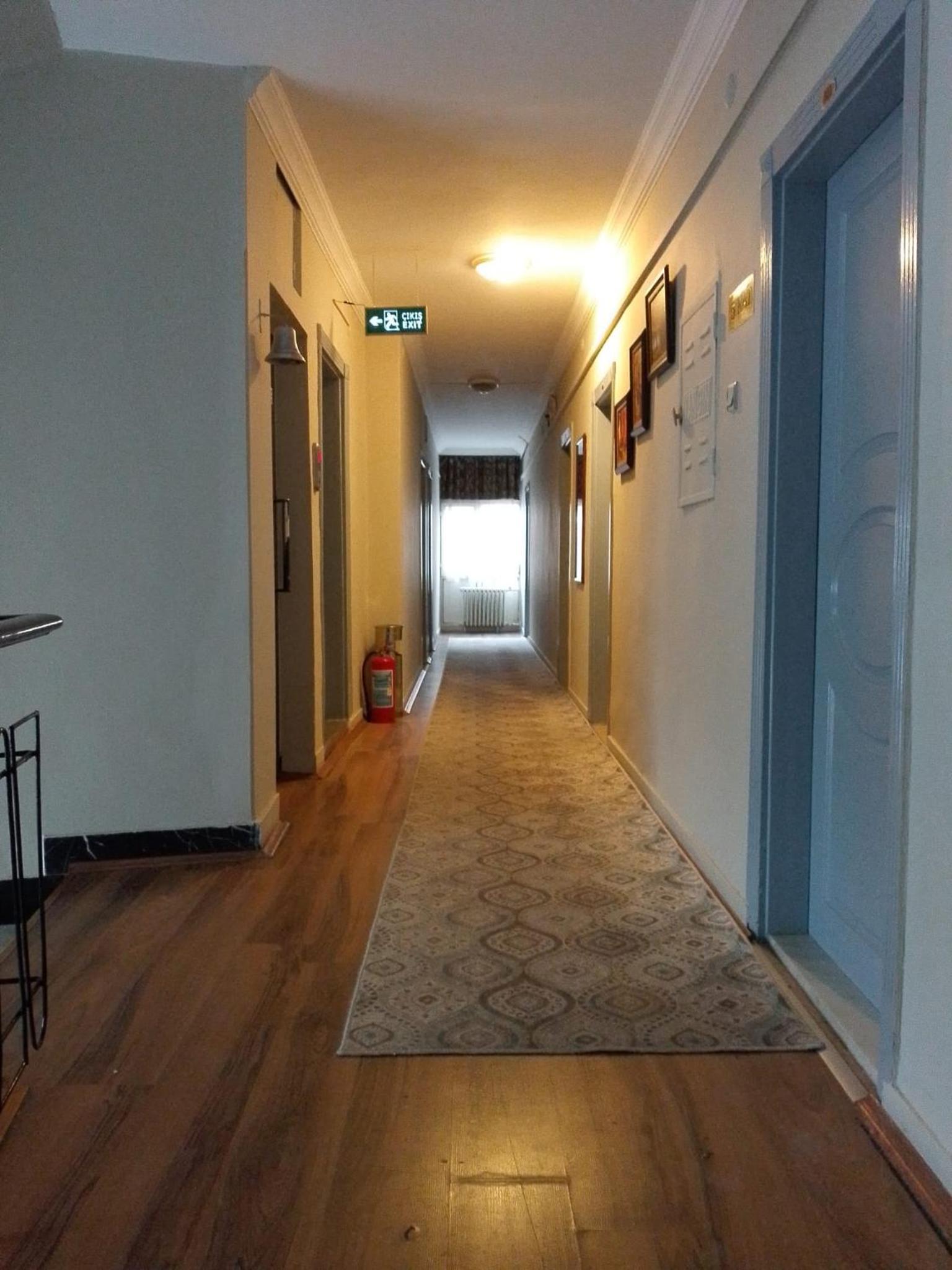 Tac Hotel - Image 47