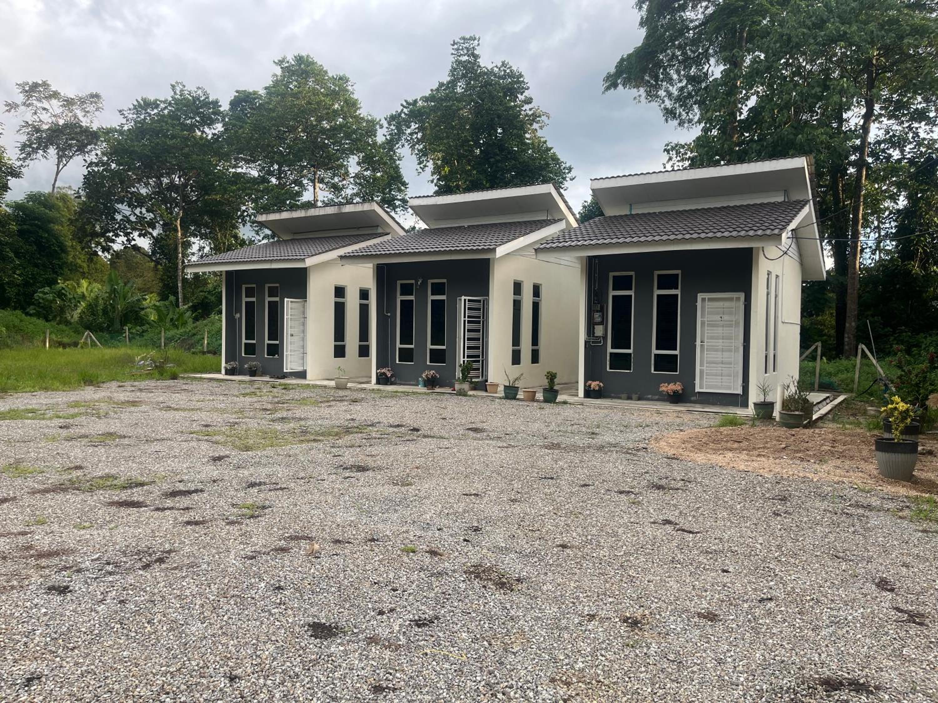 Jeli Heights Hill Homes photo 3