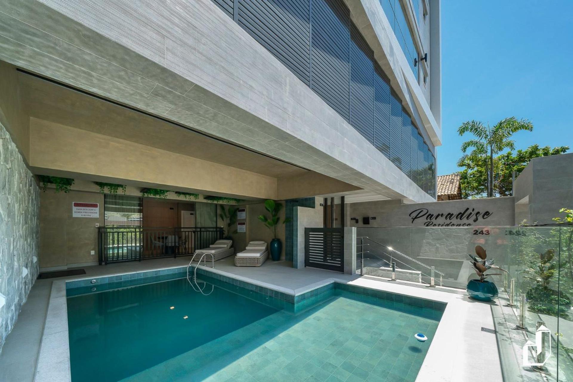 Apartamento para 05 pessoas com vista para o mar