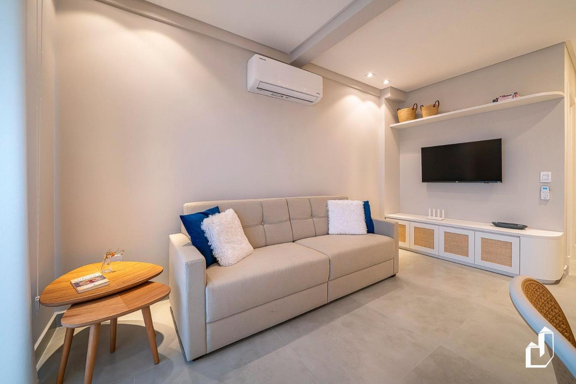 Apartamento para 05 pessoas com vista para o mar