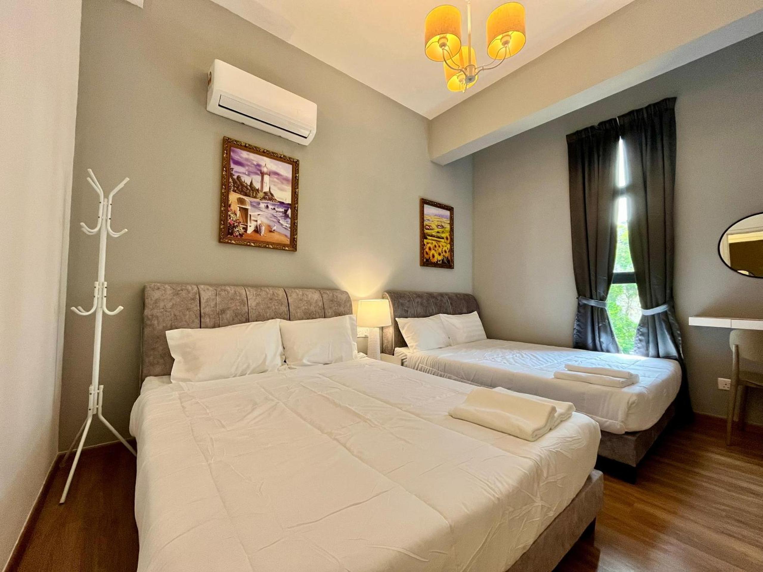 JS EuroStay at The Cove Hillside Residential photo 5
