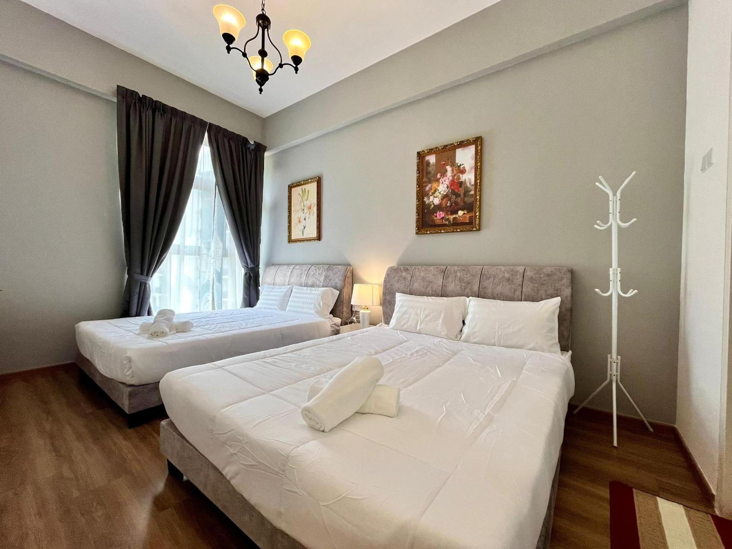 JS EuroStay at The Cove Hillside Residential photo 8