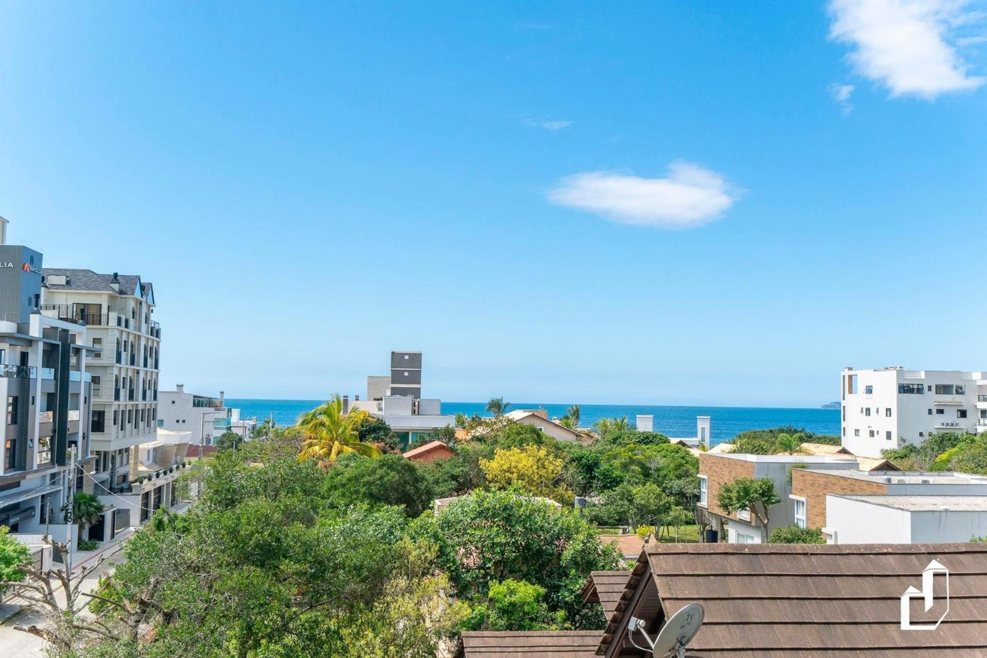 Apartamento para 05 pessoas com vista para o mar