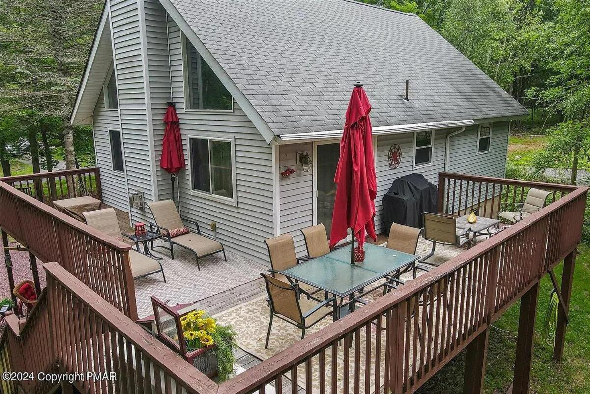 Hotel Poconos Getaway With Hot Tub, Close To Attractions 4 Bdr, 2 Bath