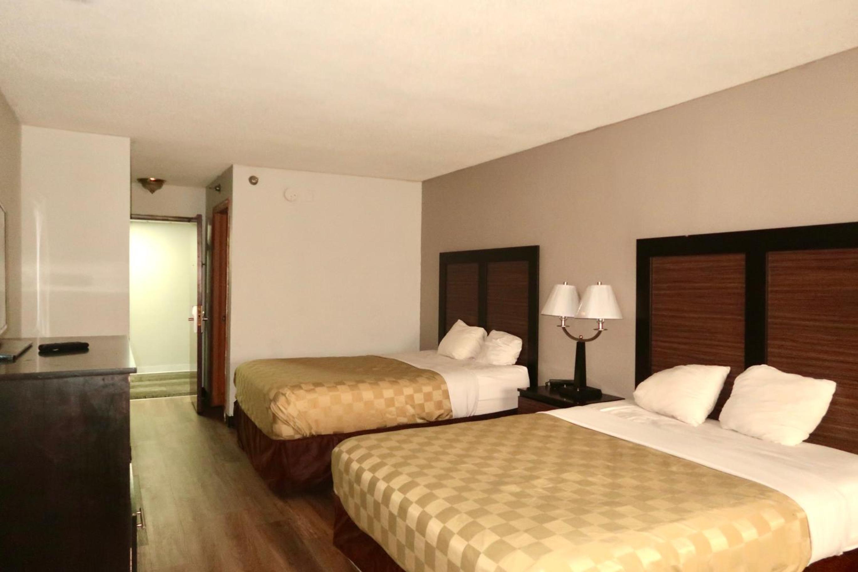 Motel 6 Elkhart, IN