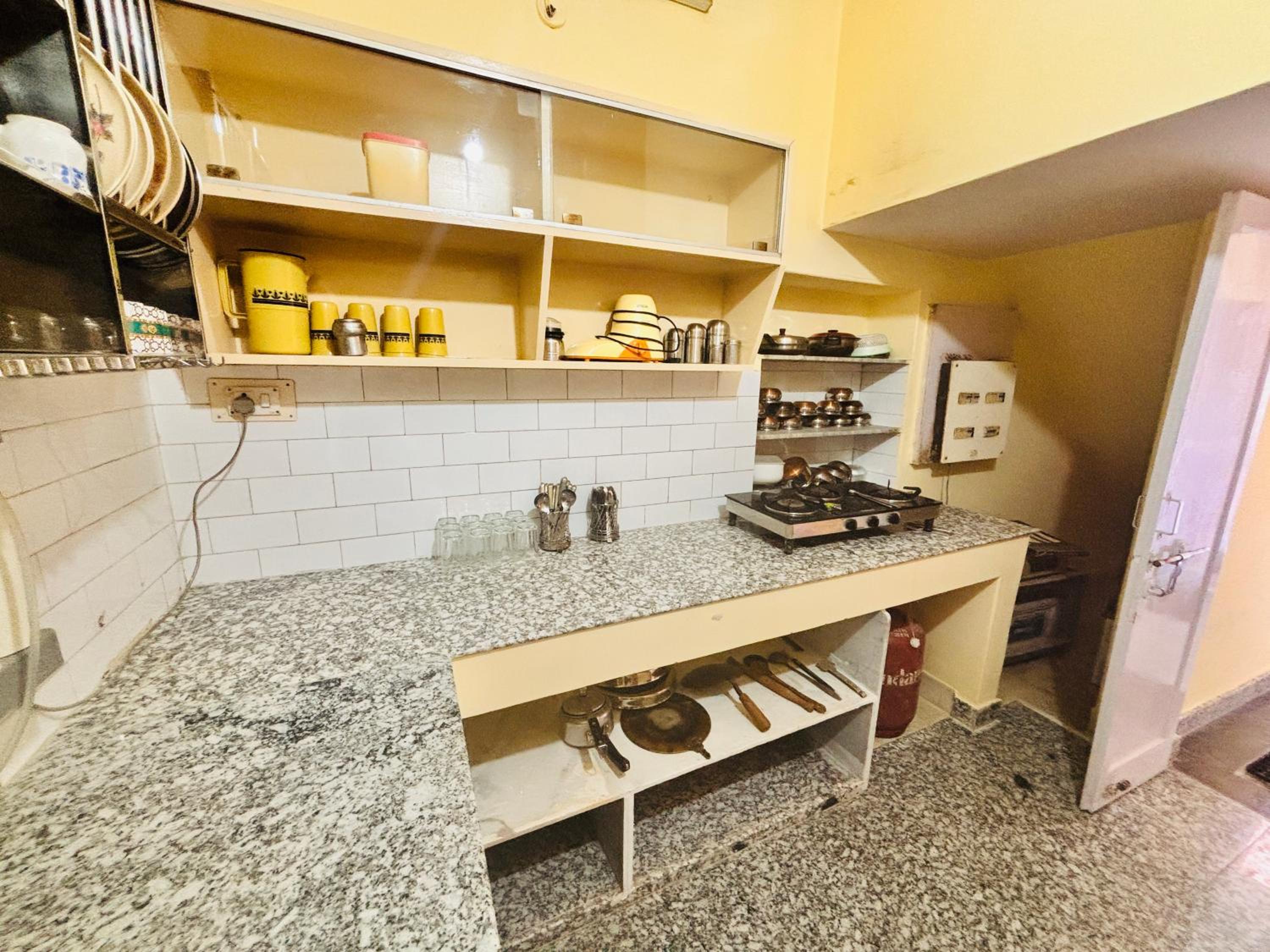 Liliyan Palace Guest house