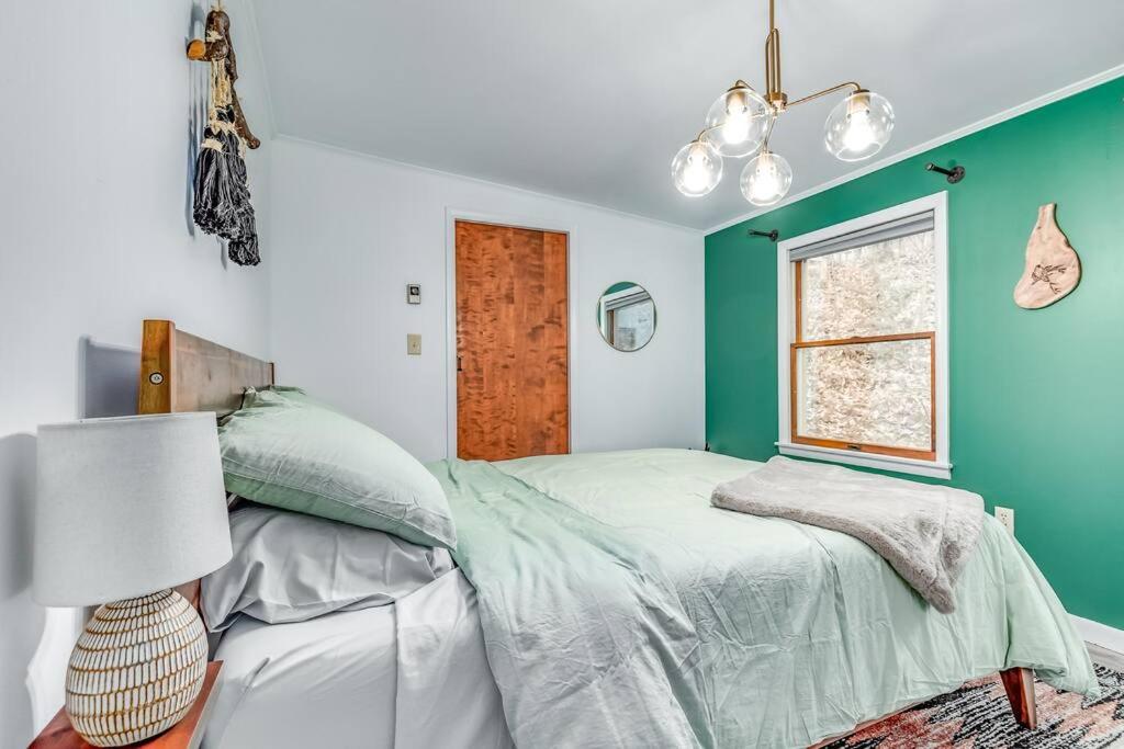 Harpers Ferry Escape with Hot Tub - Property Image 32