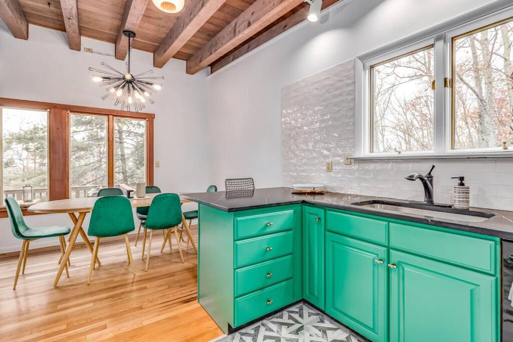 Harpers Ferry Escape with Hot Tub - Property Image 19