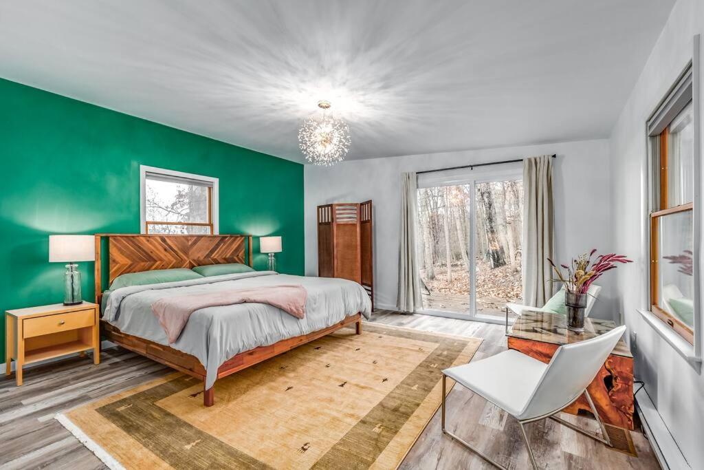 Harpers Ferry Escape with Hot Tub - Property Image 18