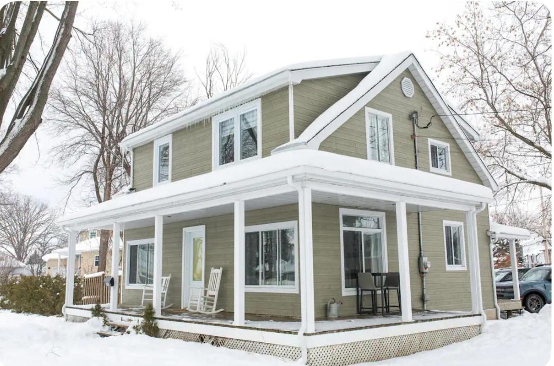 West Island Beach House