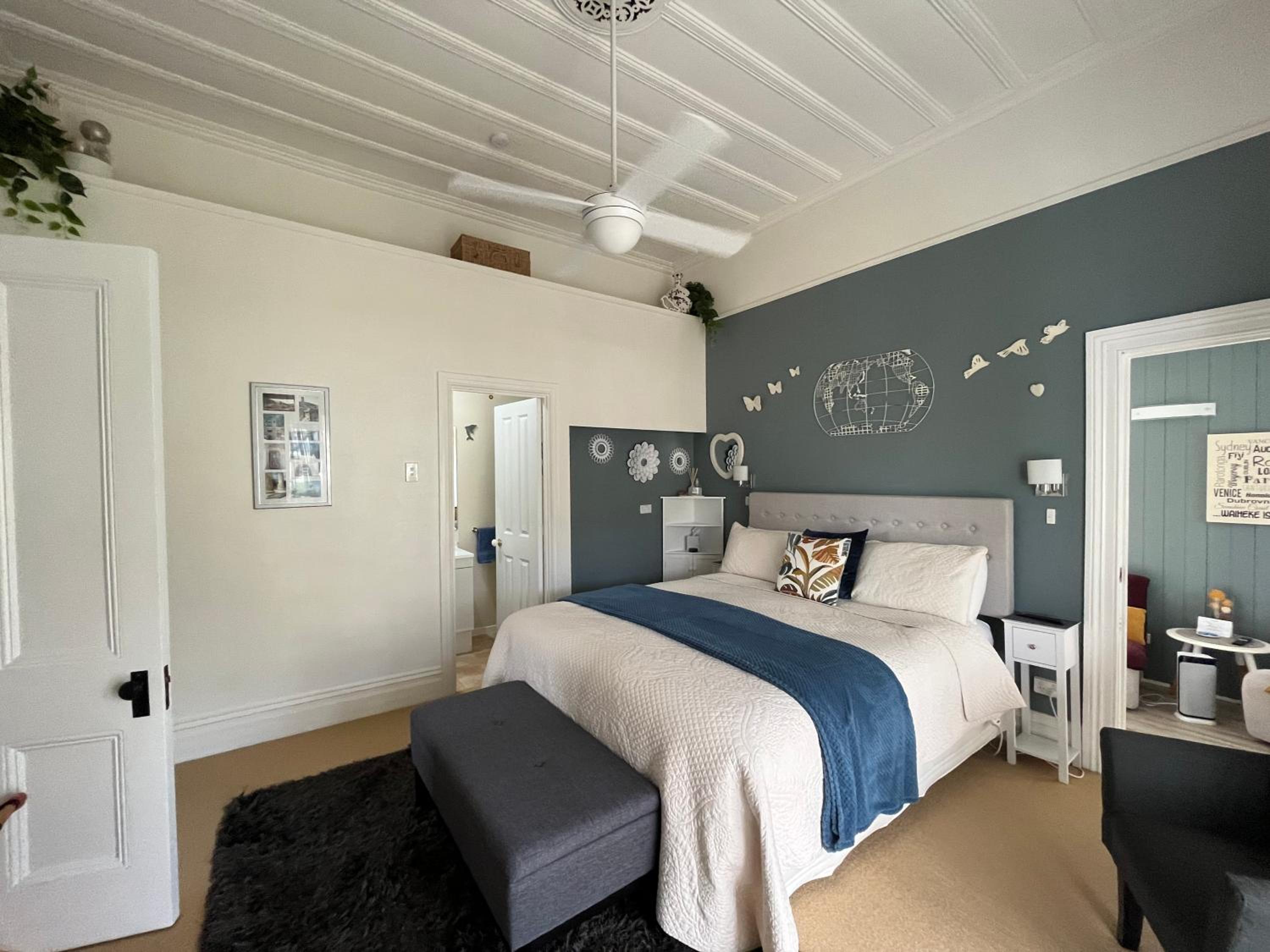 Chelsea House Bed & Breakfast
