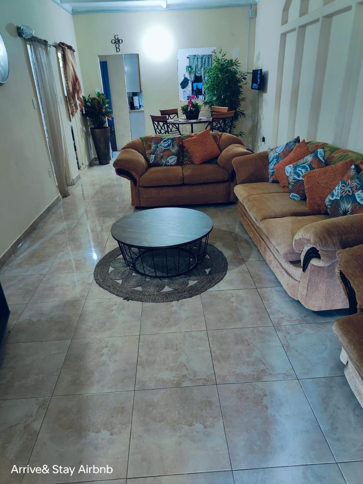 Arrive and Stay view 5