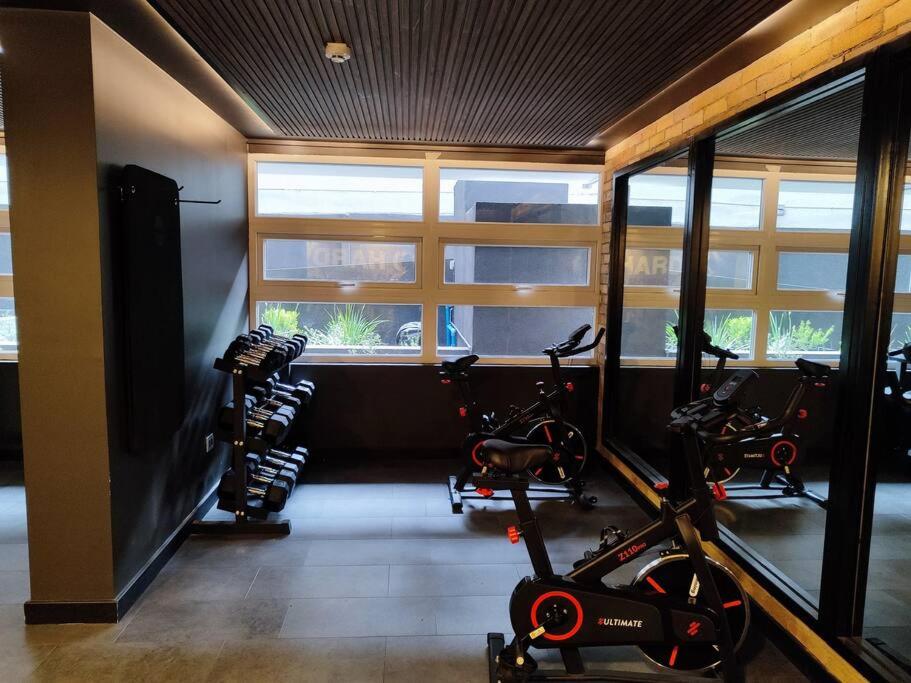 Cowork, Gym, 24hr Security, water vending machine