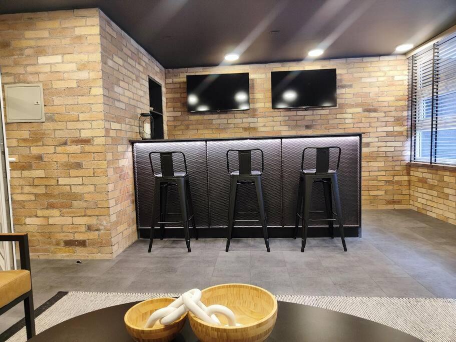 Cowork, Gym, 24hr Security, water vending machine