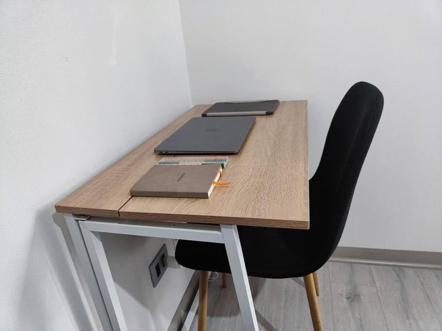 Cowork, Gym, 24hr Security, water vending machine