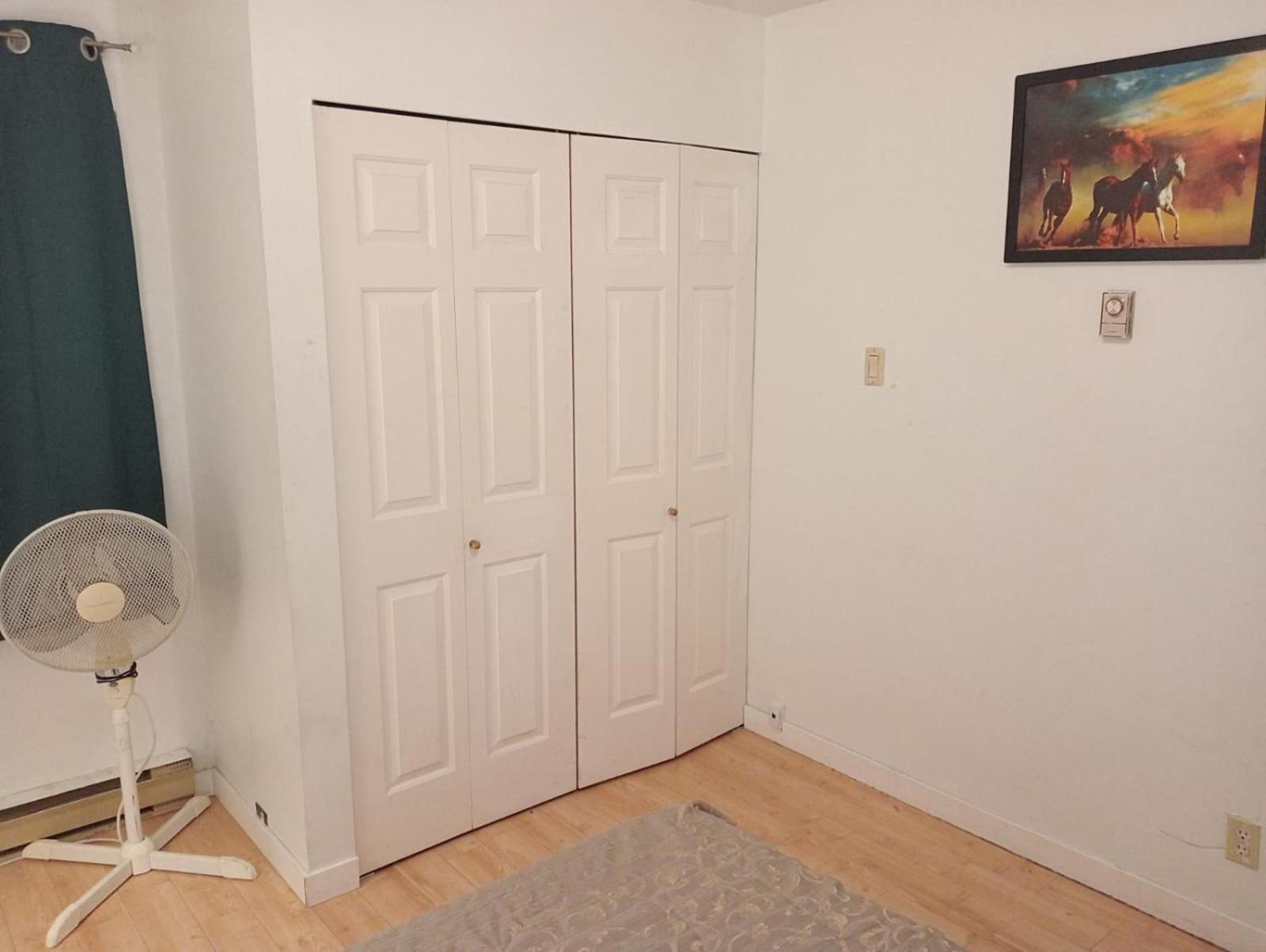 Budget Room in Surrey- Year End Sale- Heavy Price Cut