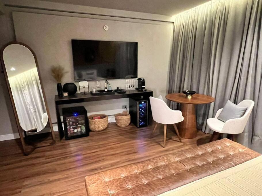 Moderno Flat no Meliá Ibirapuera