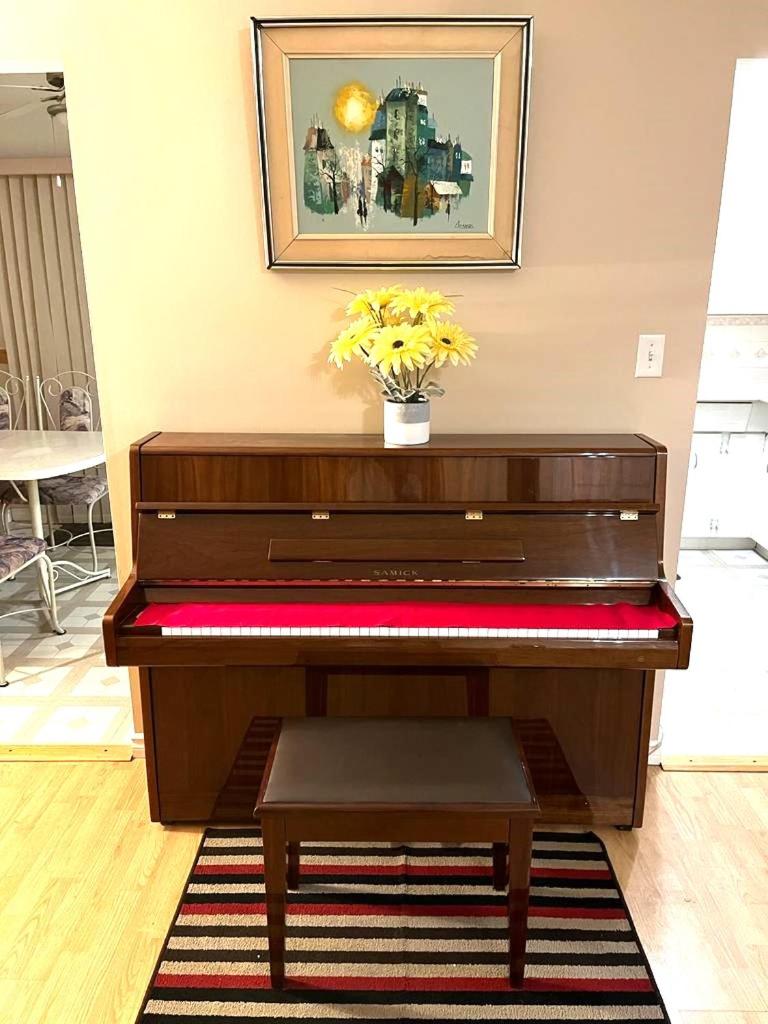 Cheap Room Near Langley Downtown- End of Year Sale