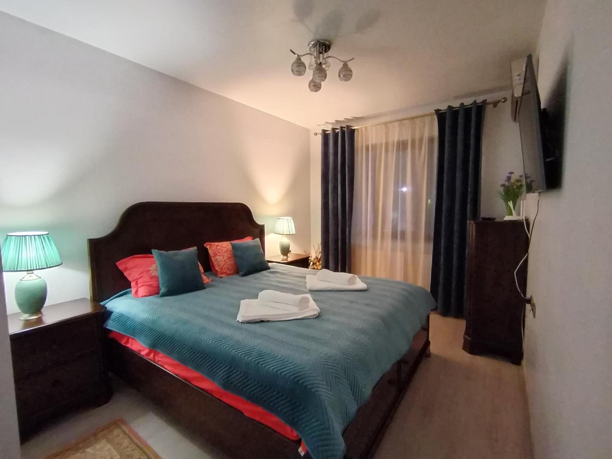 Luxury apartment Coresi Area view 3