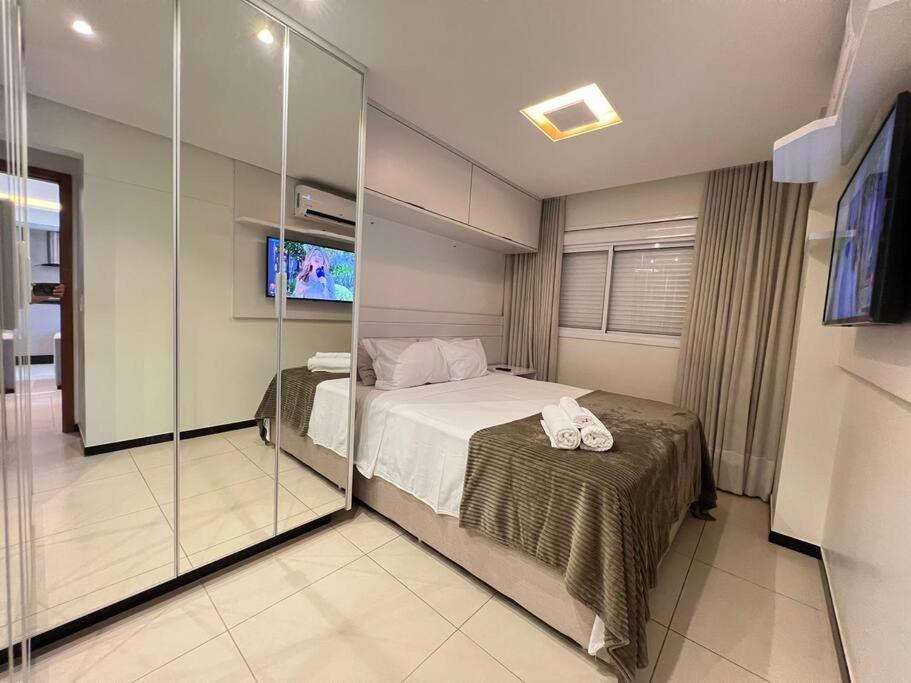 Super luxo! 3 Ares splits! Pontal Premium Bueno! A 800 metros do Albert Einstein! Ao lado do Marista!