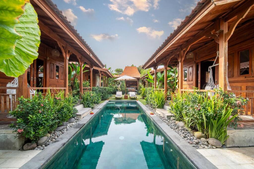 Luxury Beachside - SelMoon Villa