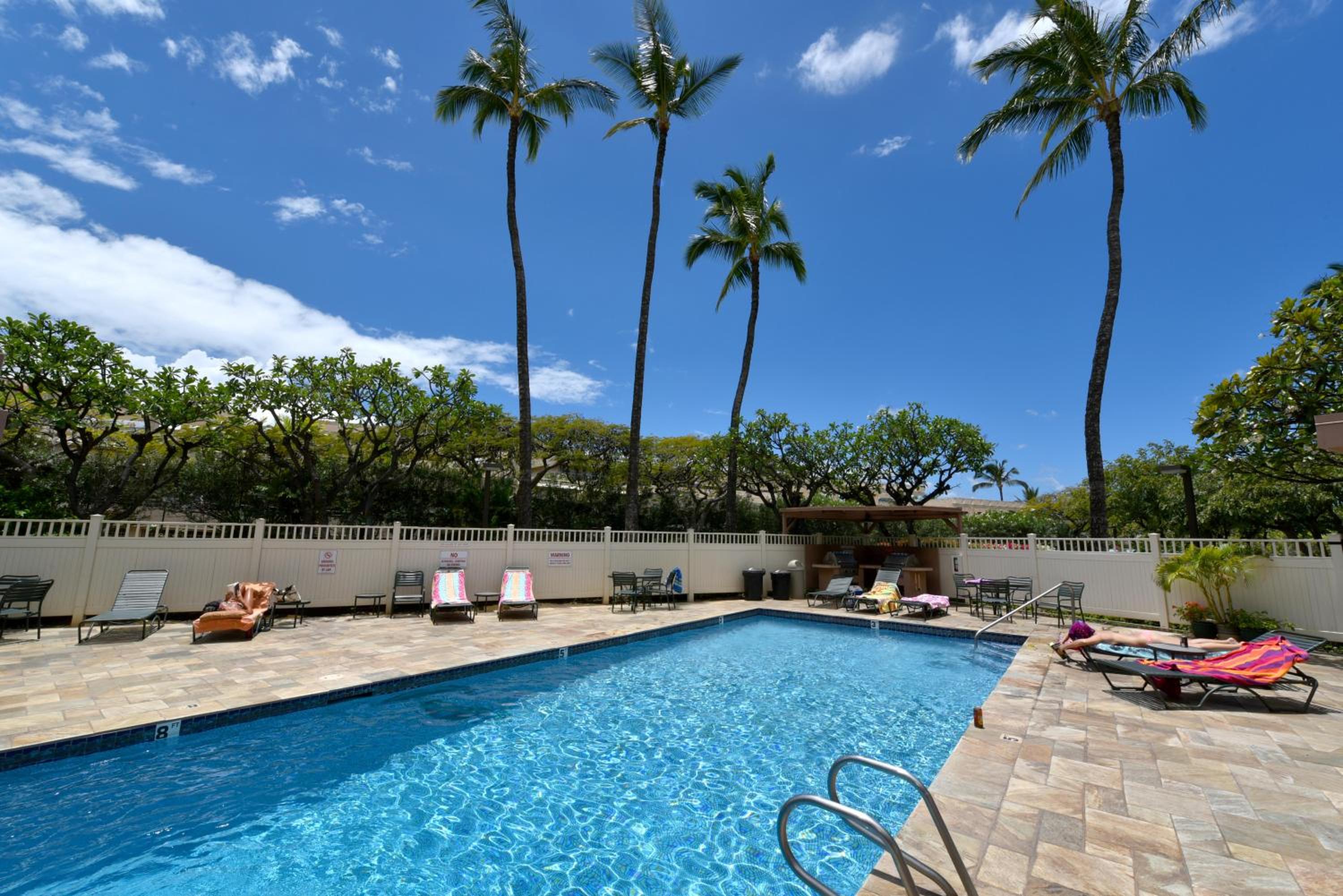 Kihei Akahi D402 · AKH D402 2BD Condo Across Beach Ocean View AC