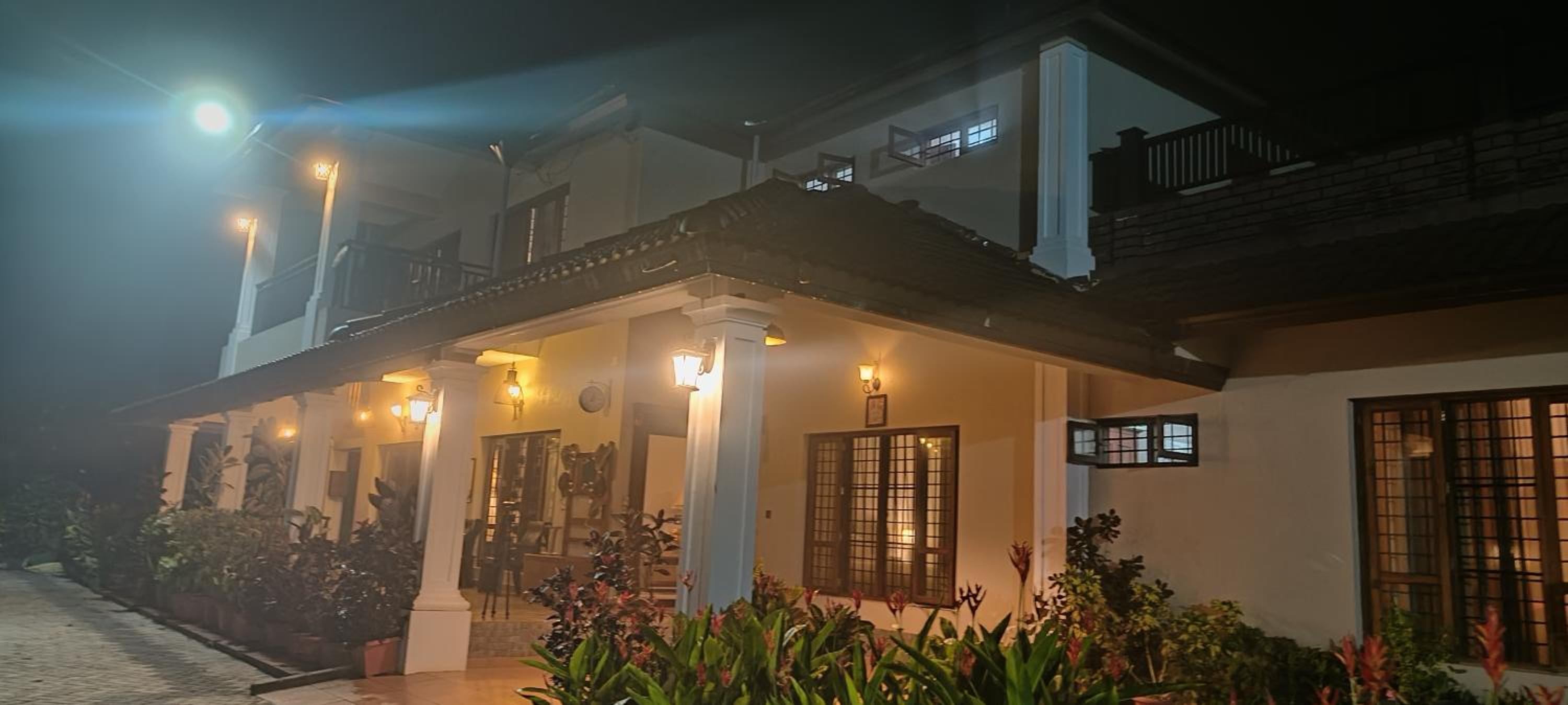 SaffronStays Coffeeshire