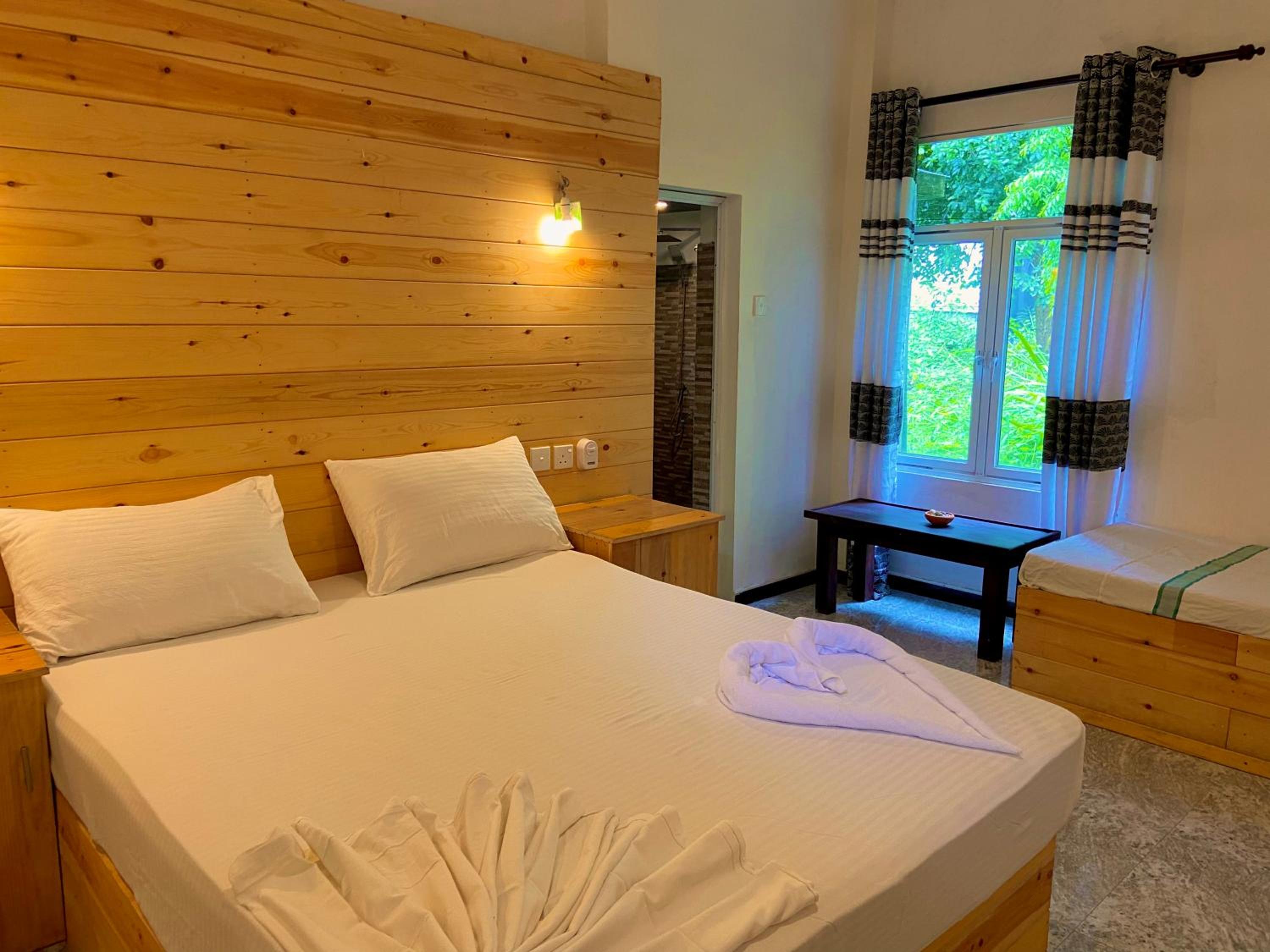 Rekawa Turtle Gate Hotel view 4