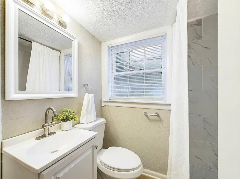 Columbus Vacations - NEW! Cozy 4-Bed Family Friendly Home in Columbus - Property Image 45
