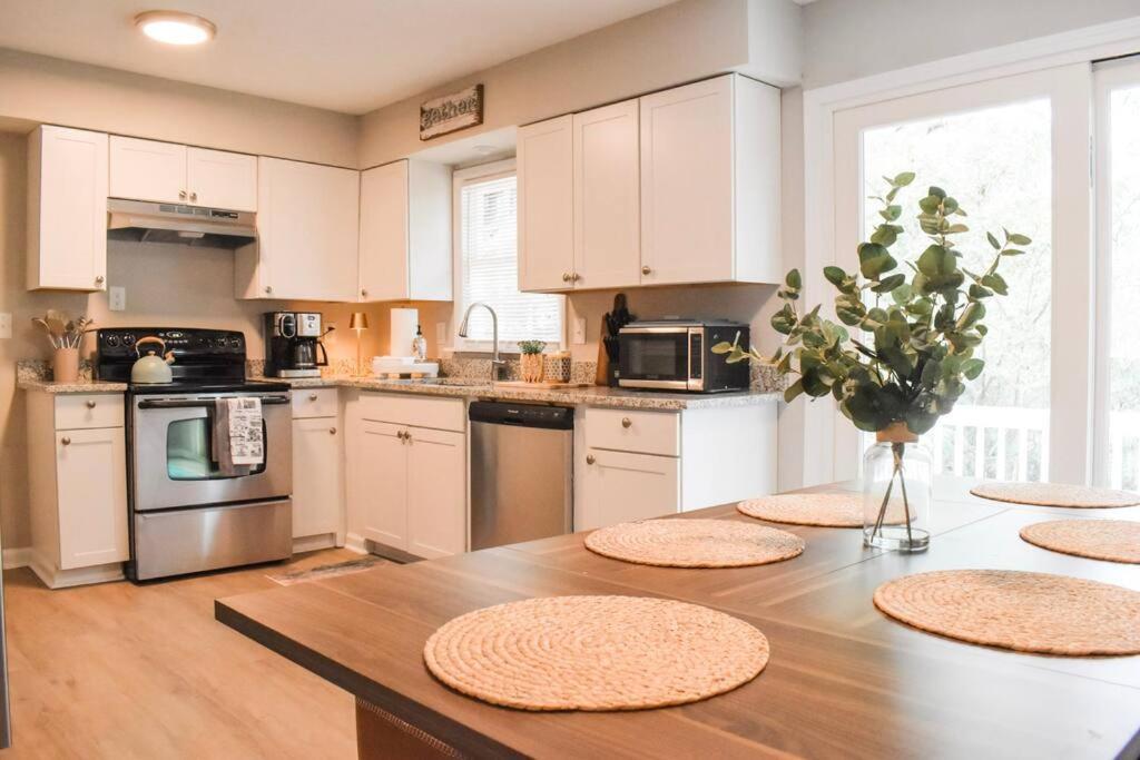 Columbus Vacations - NEW! Cozy 4-Bed Family Friendly Home in Columbus - Property Image 63