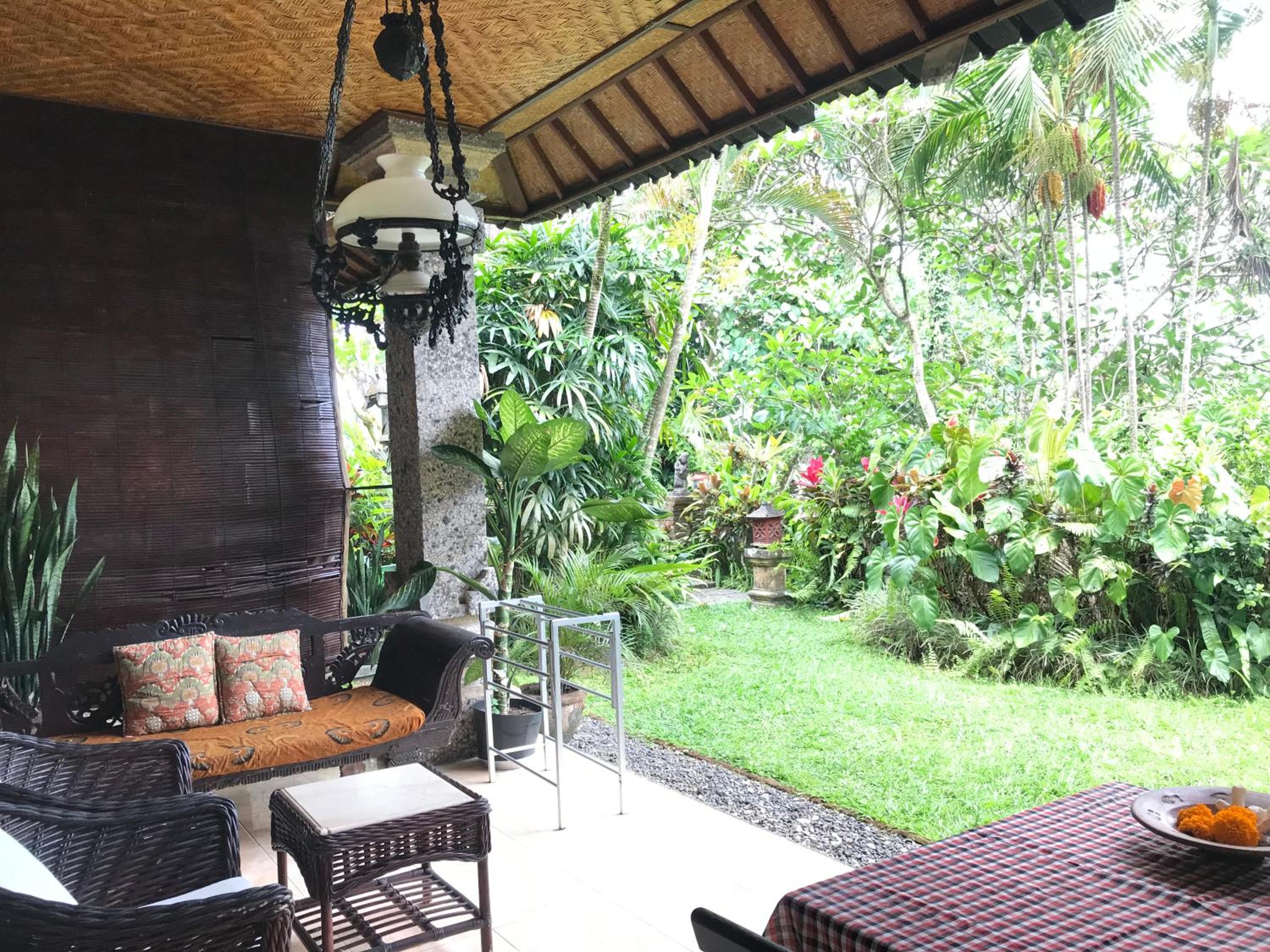 Anomcottages