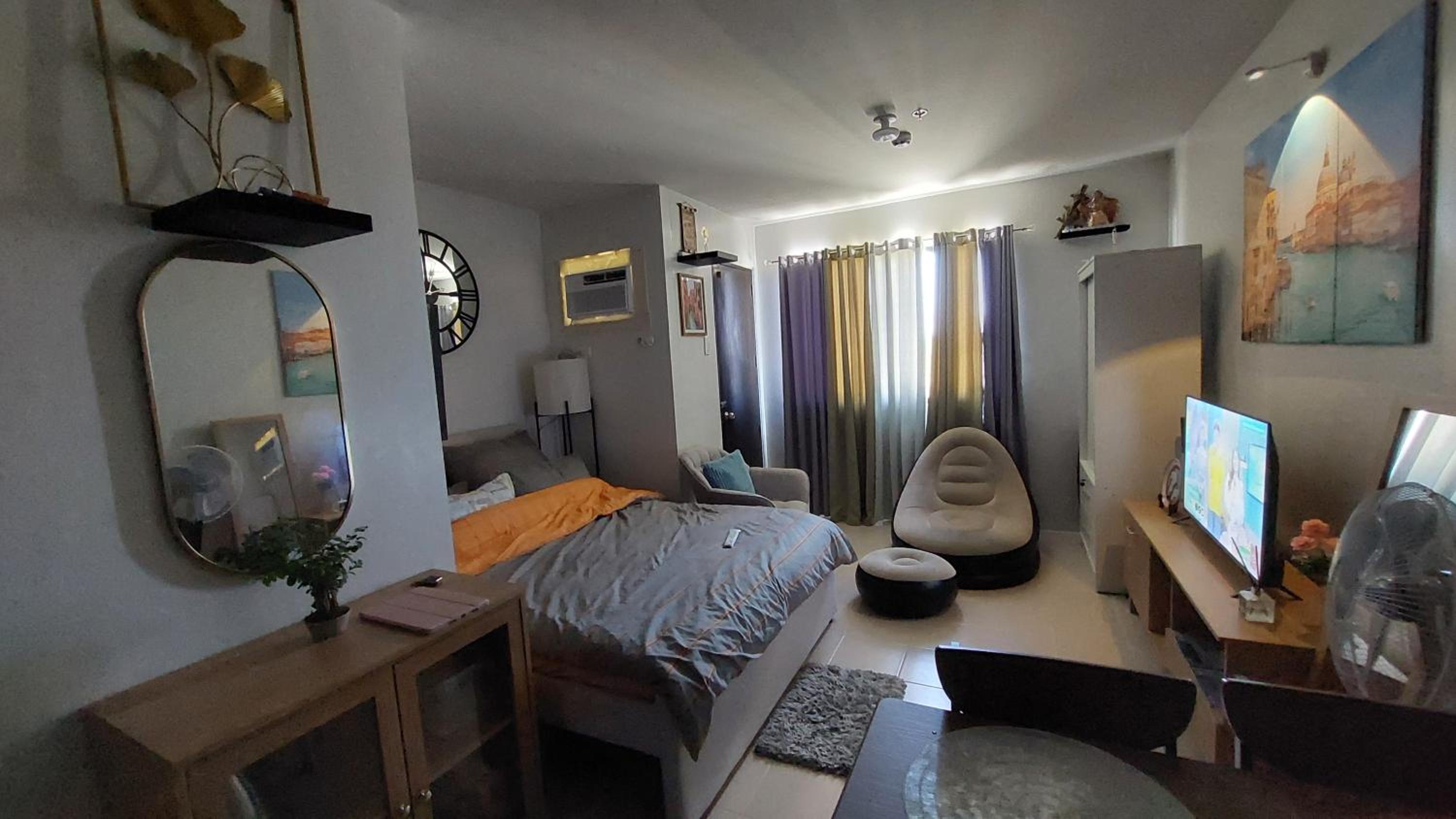 Comfy WalkUp Studio Near Mactan Airport -Perfect for Travellers view 3