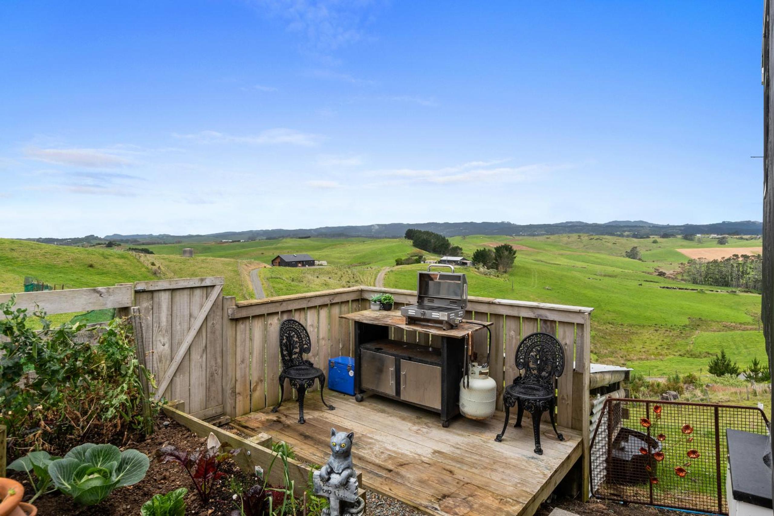 Heart of Waipu - Waipu Holiday Home view 4
